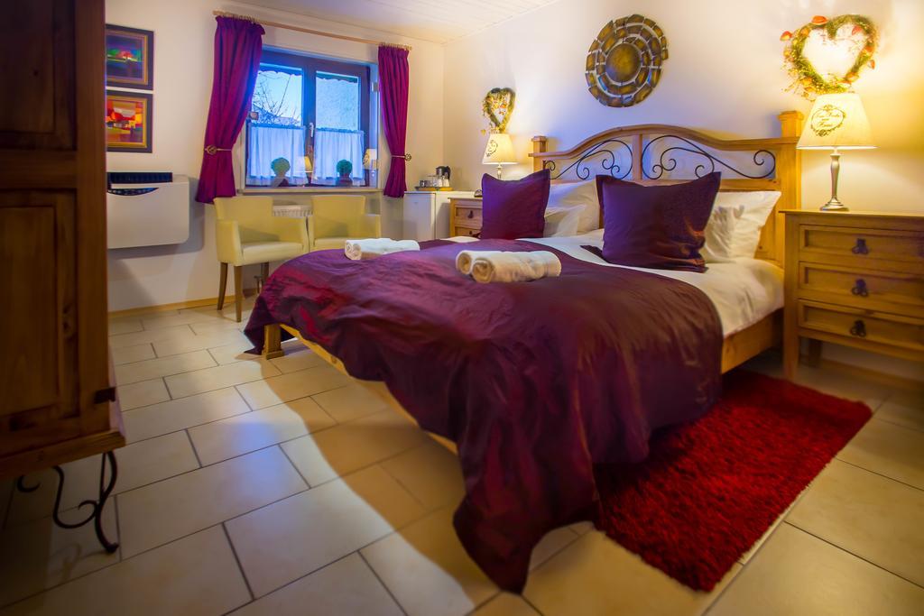 Hotel Garni Zeranka 루폴딩 외부 사진