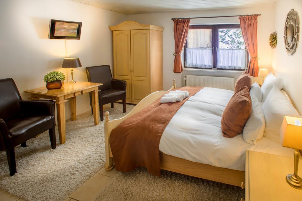 Hotel Garni Zeranka 루폴딩 외부 사진