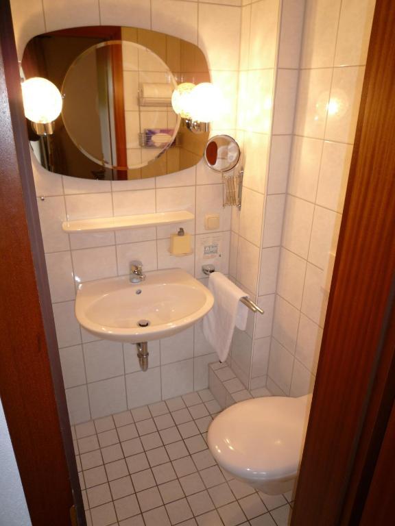 Hotel Garni Zeranka 루폴딩 객실 사진